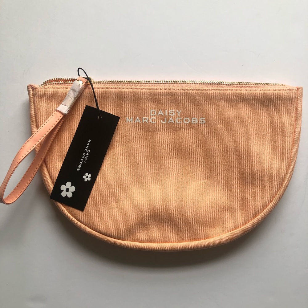Daisy Marc Jacobs Pouch Peach